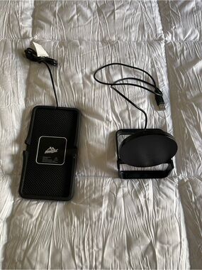 Wireless Charging Pad and Charging Stand